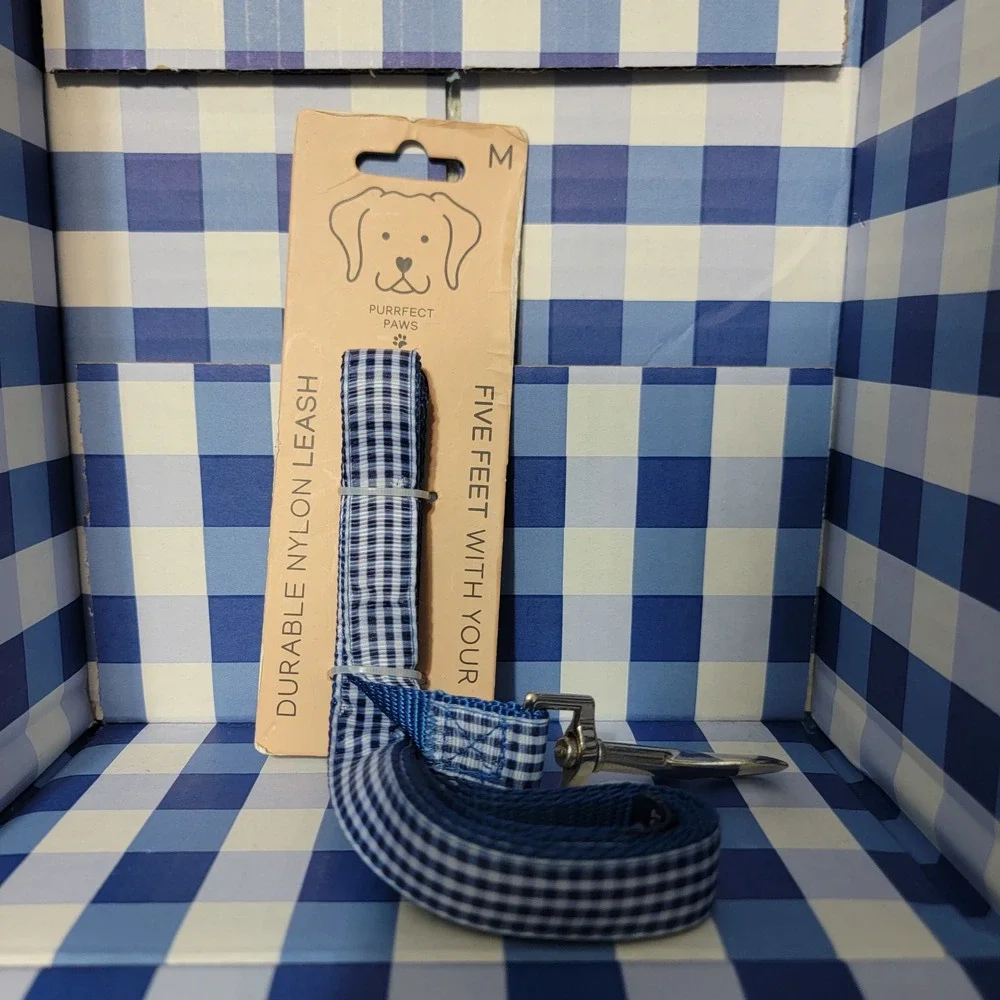 Bath & Body Works | Five Foot Gingham Leash | Medium